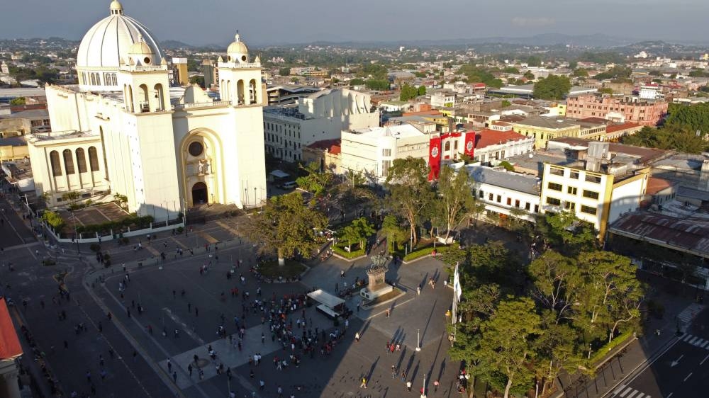 Al cierre de 2023, El Salvador fue el que menos inversión atrajo de Centroamérica. /DEM,image_description: